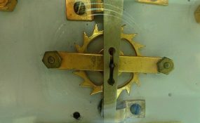 14. CSS-1710_verge_escapement_-_Franklin_Institue_-_DSC06668 Early verge escapement (about 1710)